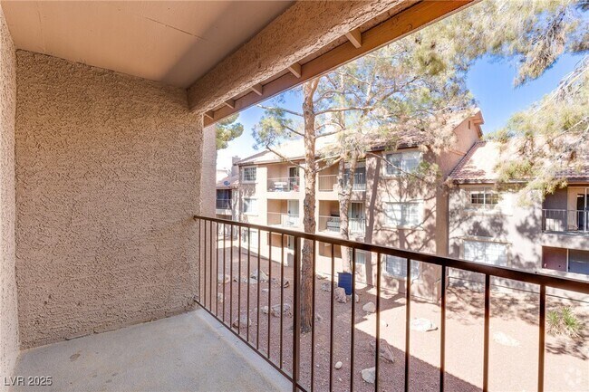 Building Photo - 2750 S Durango Dr Unit 2116 Rental