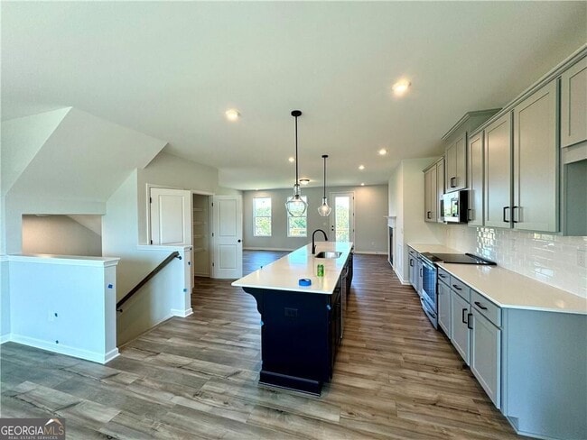 Photo - 1409 Creekside Cir NW
