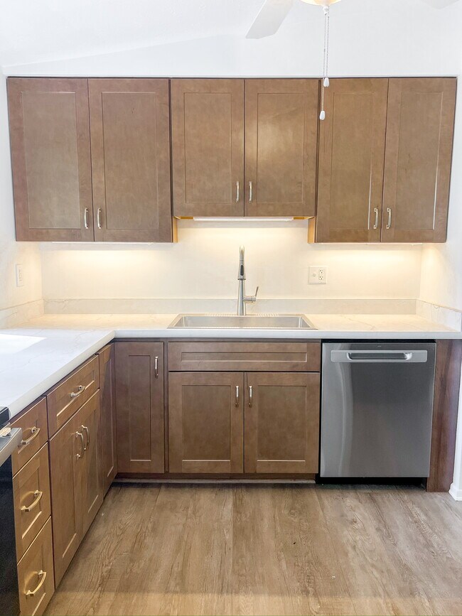 Photo - 136 Old Gate Rd