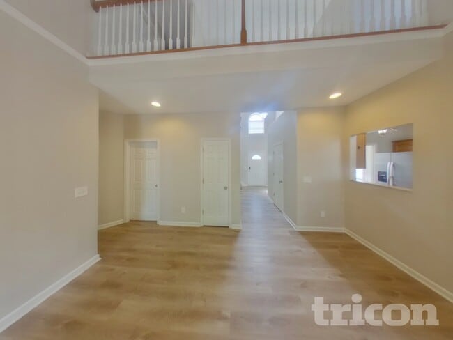 Photo - 559 Heartland Ln