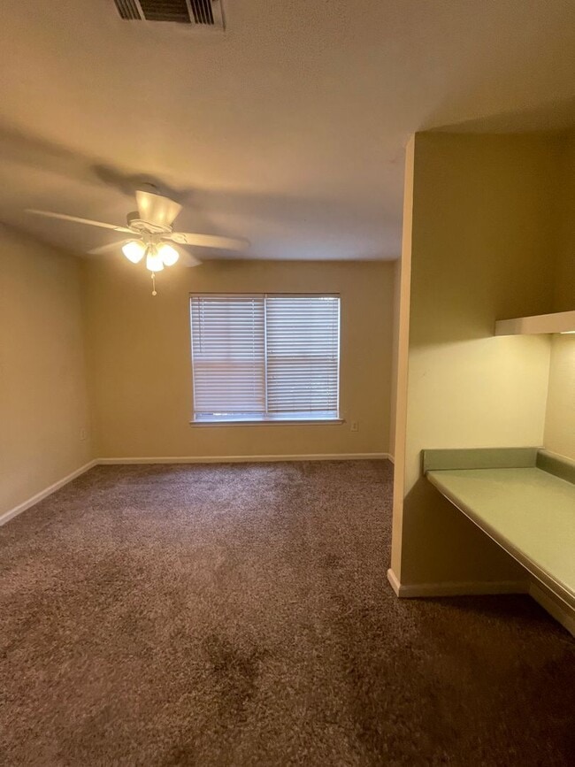 Photo - 3720 Spruce Ridge Way Unit 22-2213 - B