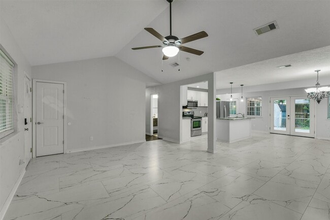 Photo - 1215 Tejas Blvd