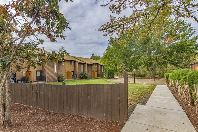 Photo - 501 N Moss St Unidad 50