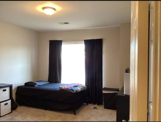 Photo - Beautiful 4 Bedroom Home in Farrow Pointe – Minutes from Downtown Columbia