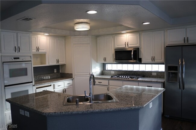 Photo - 3733 Deer Flats St