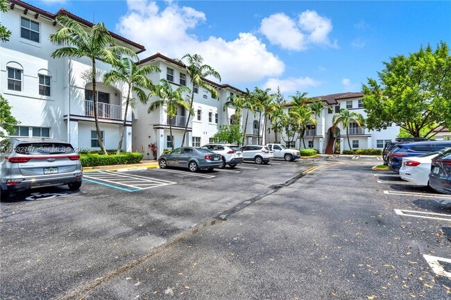 Building Photo - 8620 NW 97th Ave Unit 213