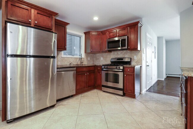 36 Devoe St Unit 2  