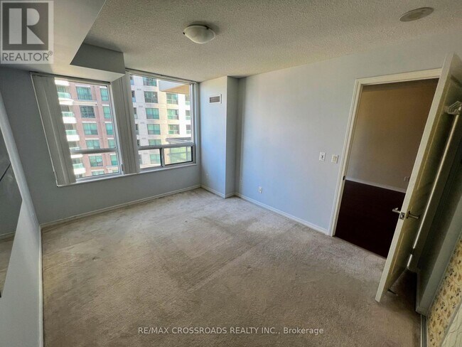 Photo - 509 Beecroft Rd Unit 817