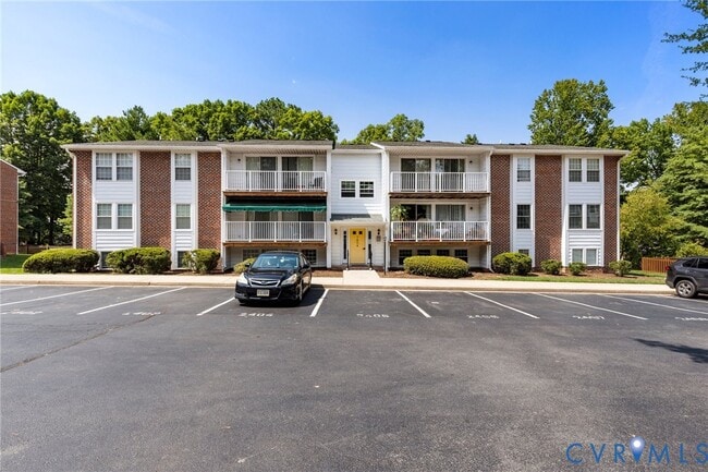 Photo - 7604 Roscommon Ct