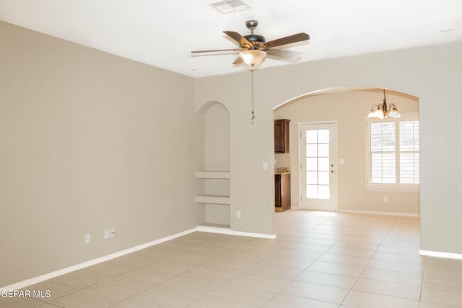 Photo - 14696 Ava Leigh