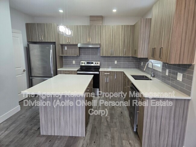 Photo - 834 Cadder Ave