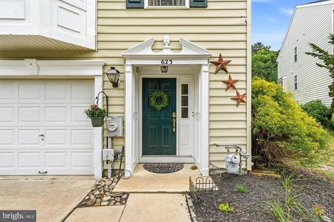 Photo - 623 BARTON Blvd