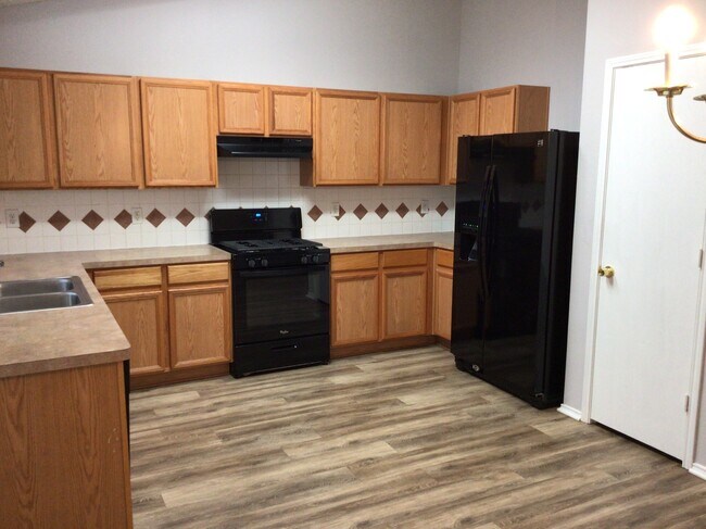 Photo - 4809 Madyson Ridge Dr