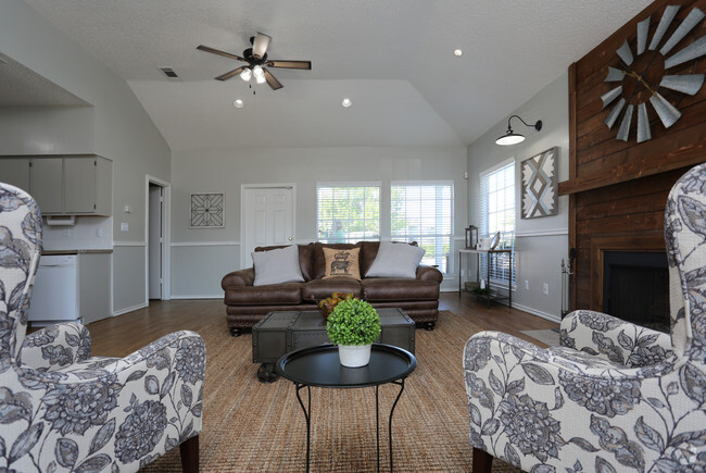 Interior Photo - Country Village Apartments