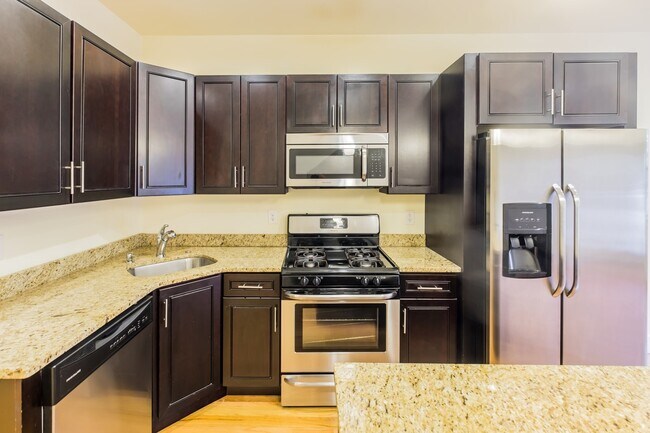 Photo - 1541 Ogden St Unidad B - 1st Floor