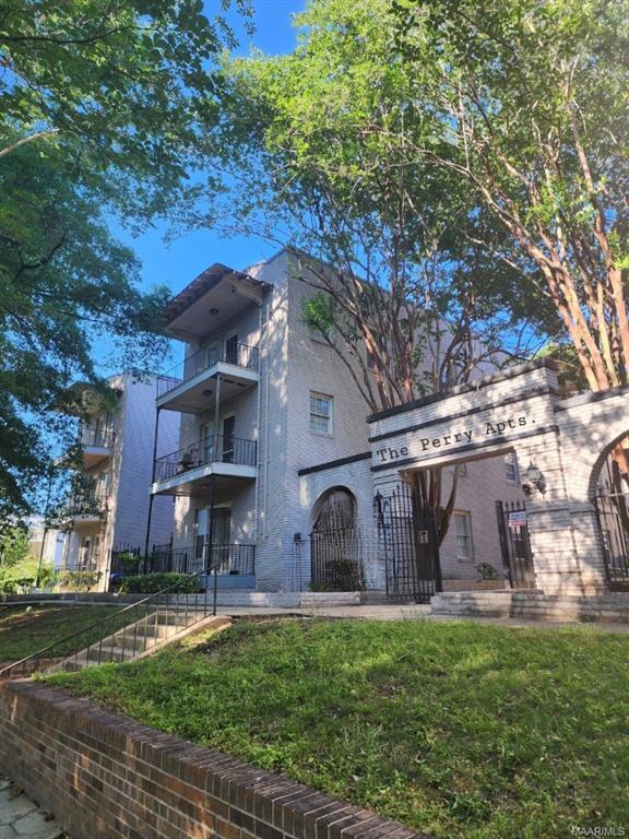 Building Photo - 1405 S Perry St Unit A