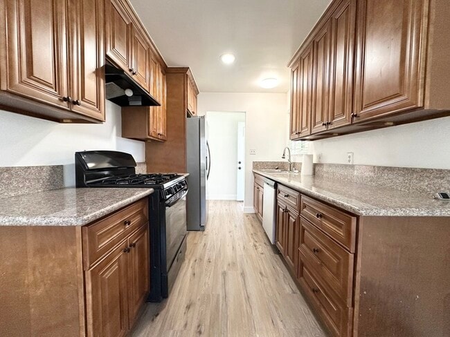 Photo - Beautiful three bedroom two bath home in Roseville!!