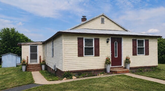 221 Watertower Rd