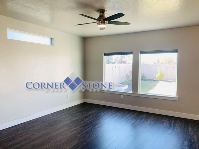 Photo - Wonderful Home in Sagewood Subdivision!