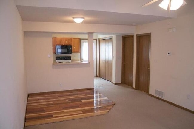 Photo - 4/Bed - 3/Bath