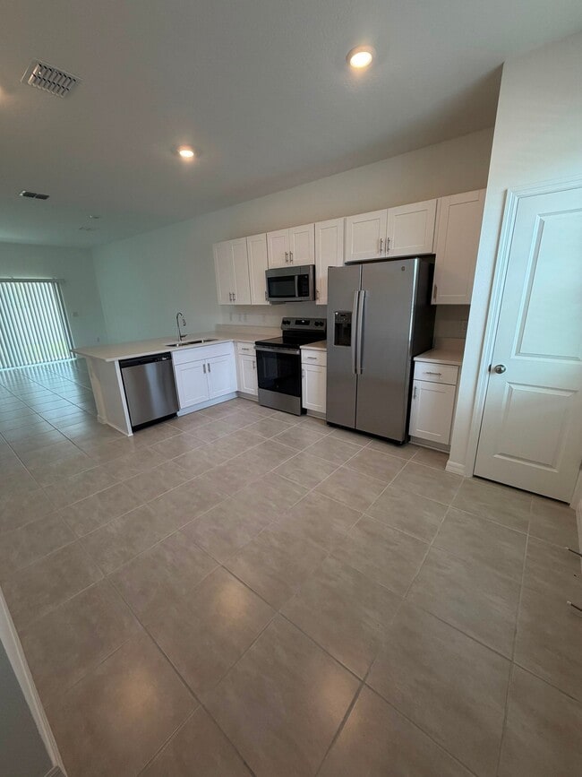 Photo - 2864 Skyline Lp
