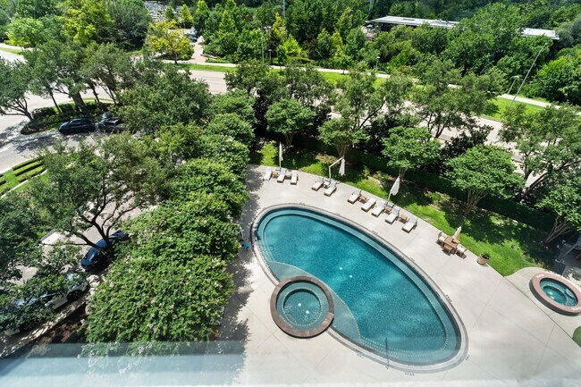 Building Photo - 3333 Allen Pkwy Unit 705 Rental
