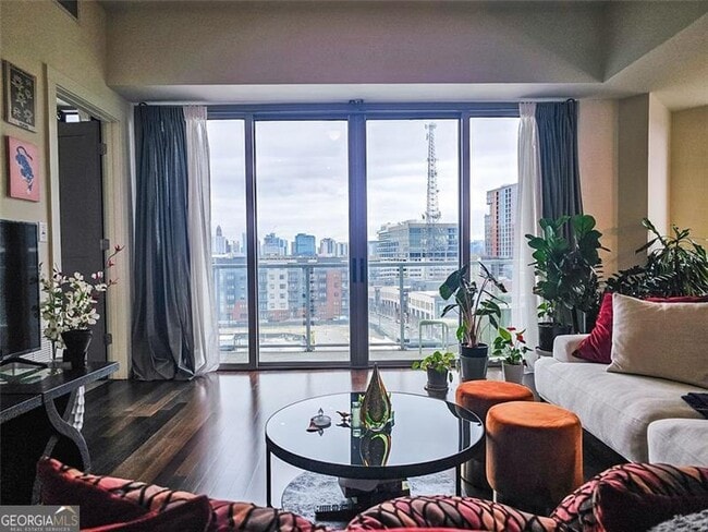 Building Photo - 1100 Howell Mill Rd NW Unit #713