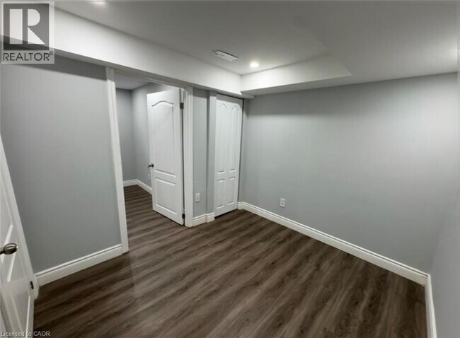 Photo - 28 Timberlane Crescent
