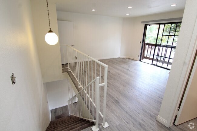 Building Photo - 4721 Kester Ave Unit 2 Rental