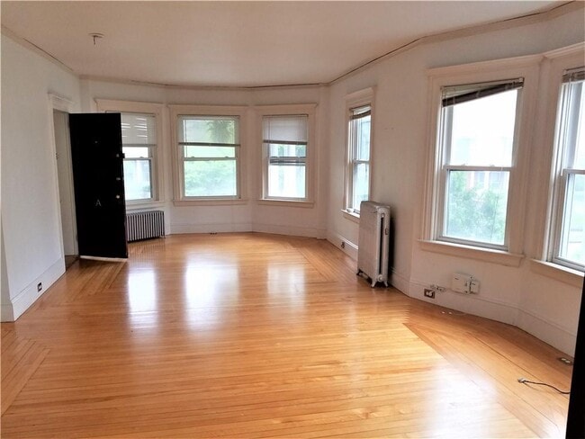 Photo - 549 Hope St Unit 2