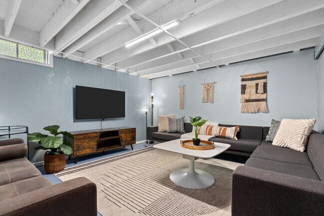 Photo - 733 W 4th St Unidad SI ID1296521P
