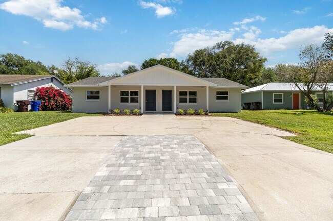Photo - MOVE IN SPECIAL-Beautiful Newly Renovated 2/1 Duplex in St. Cloud Close To Lakefront