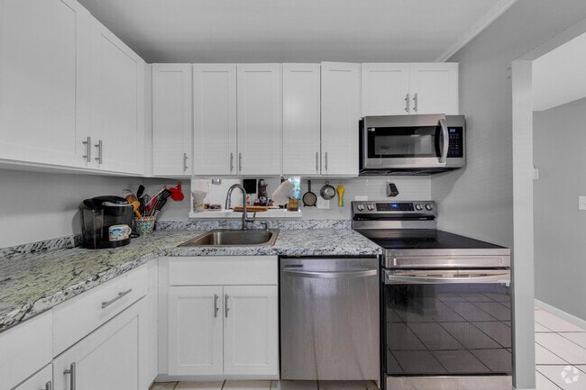Building Photo - 5160 Las Verdes Cir Rental