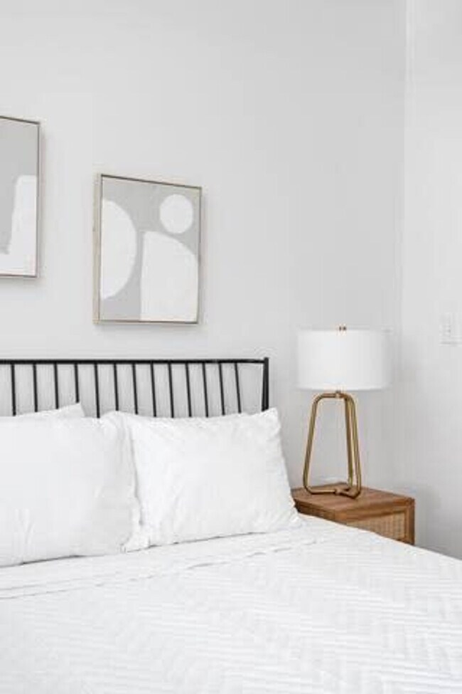 Photo - 747N N College Ave Apartamento Unidad ID1023507P