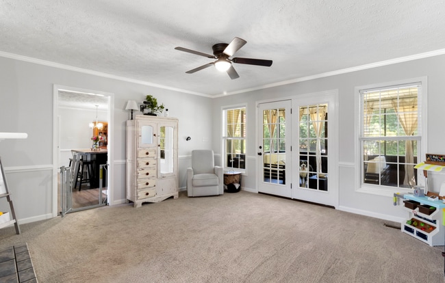 Photo - 3 Bedroom, 2 Bath Home