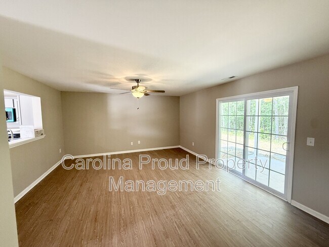 Photo - 4033 Lucerne Ct
