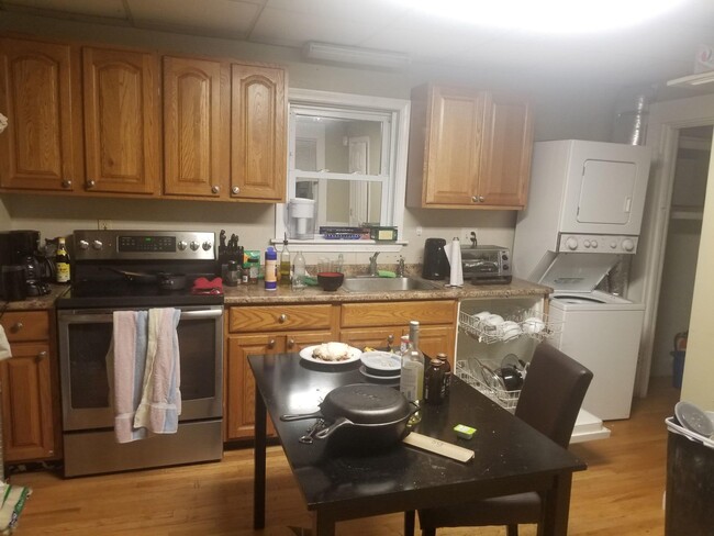 Photo - 735 Somerville Ave Apartment Unit 3