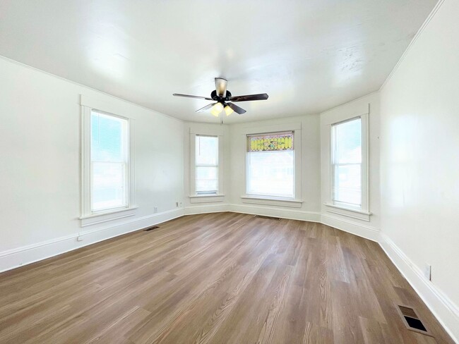 Photo - 3 Bed, 2 Bath Bungalow
