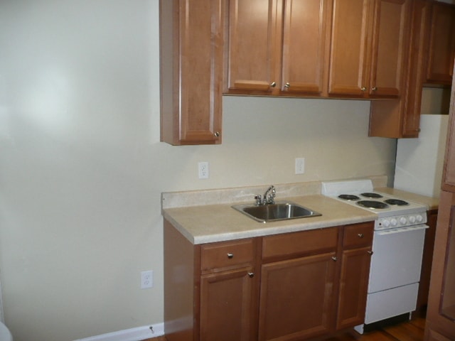 Photo - 206 Andrews Ln