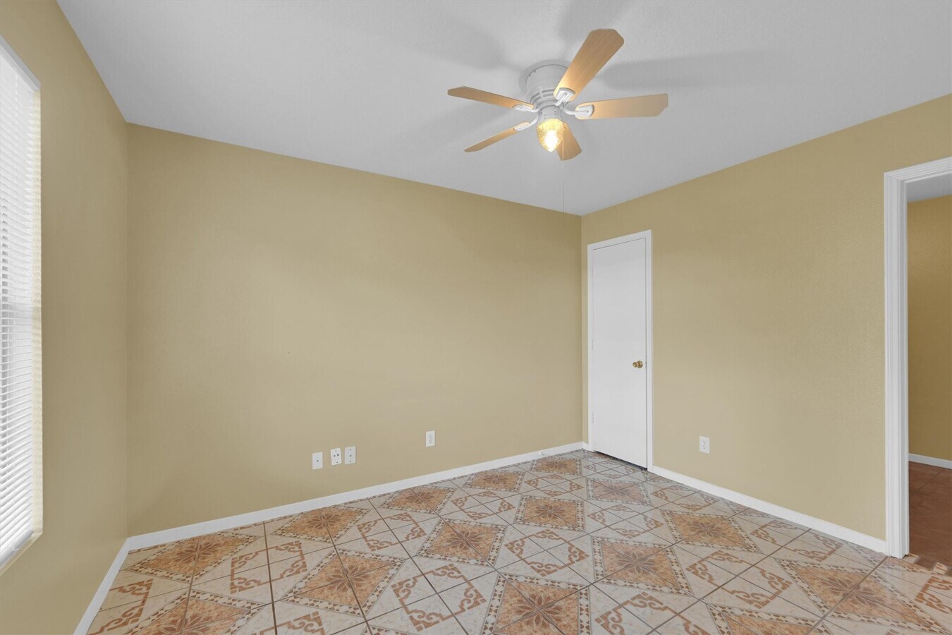 Photo - 1119 Mossy Branch St