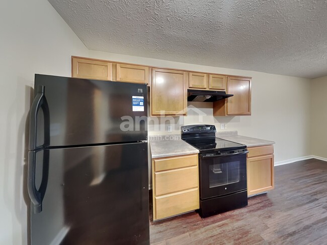 Photo - 7276 Burlat Ln