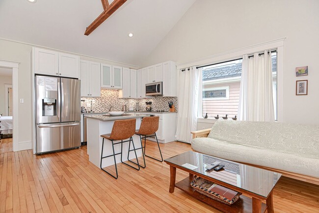 Building Photo - Winter Rental: Mill Lane Unit Mill Lane