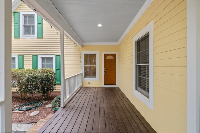 Photo - *Charming Farmhouse Style Retreat in Youngsville*