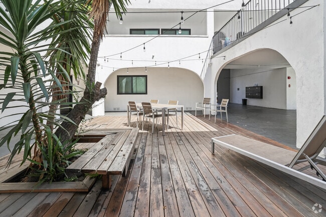 Community Sitting Area