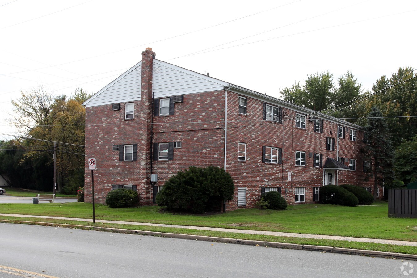Lancaster Court Apartments Lancaster, PA