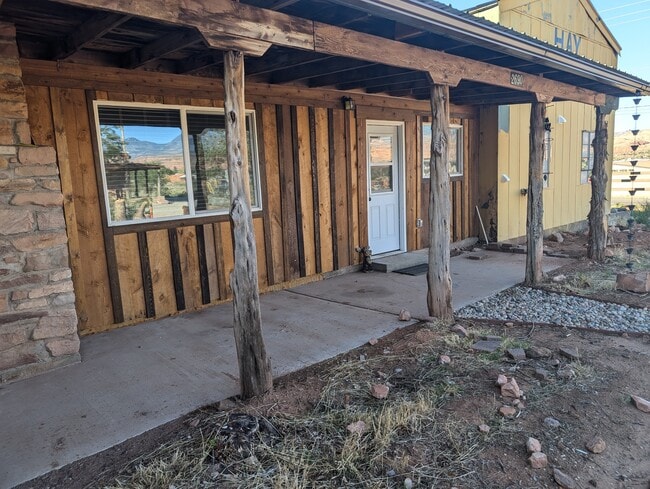 Photo - 2690 S Highway 191