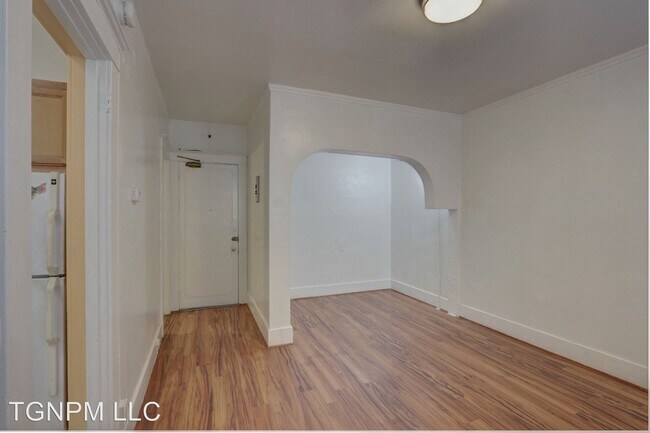 Photo - 762 Hartford Ave