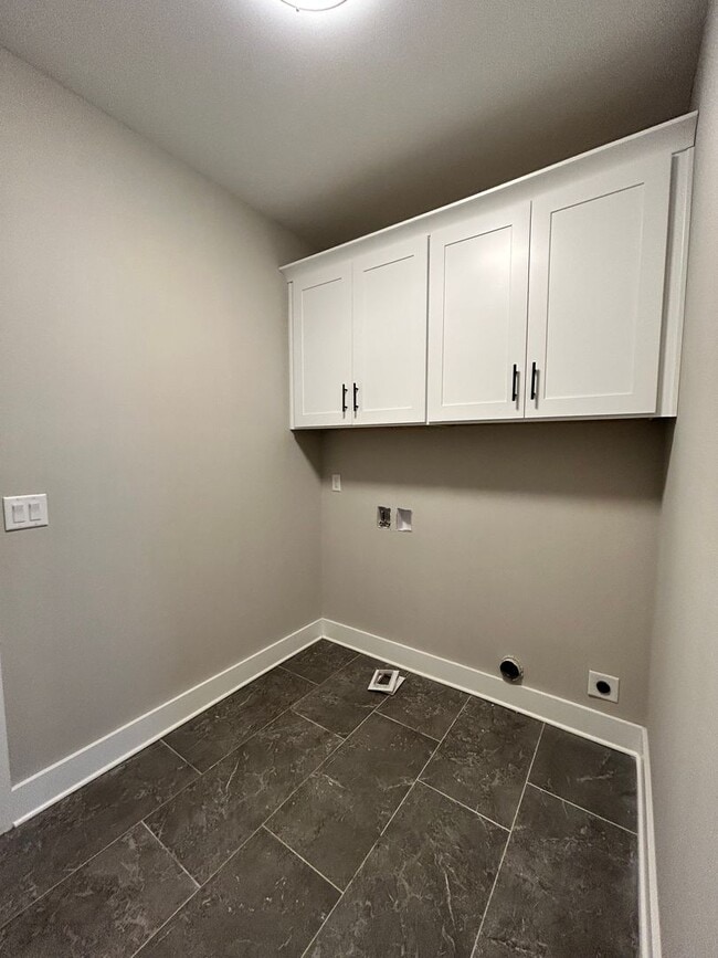 Photo - Beautiful New Build 3 Bed, 2.5 Bath, 2 Car Garage - Community Pool & Walking Trail!