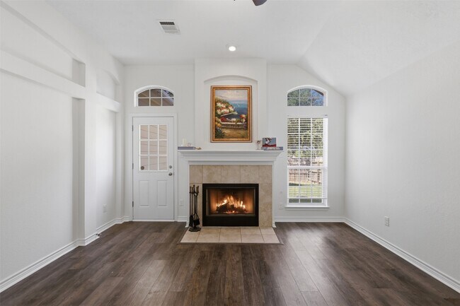 3907 Bridgeberry Ct