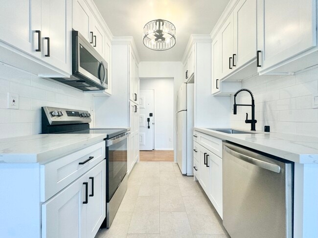 Photo - 930 S Shenandoah St Unidad 5